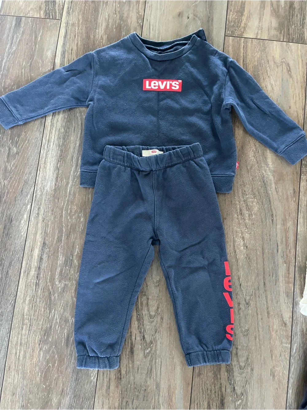 Toddler Boy winter Clothing Bundle of 15 pieces Size 2T perfect condition